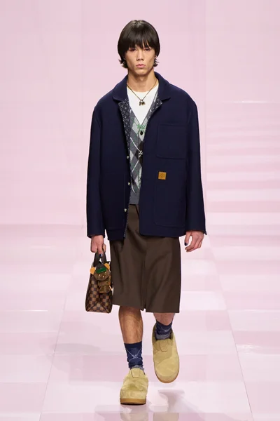 Look 5